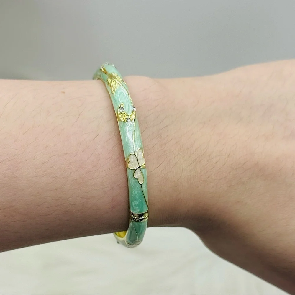 Green Flower Enamel Cloisonne Bracelet Bangle